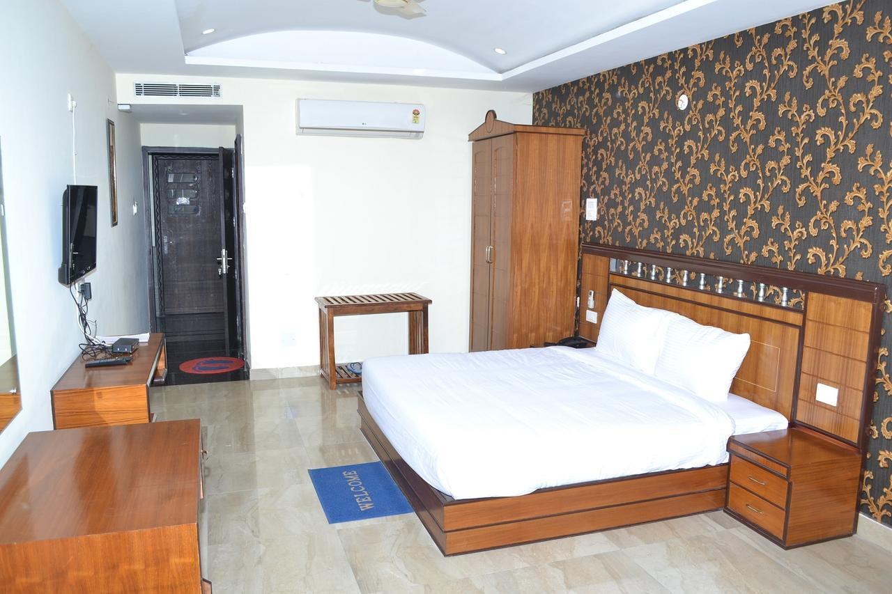 Hotel Chopra Residency Hamirpur Exterior foto